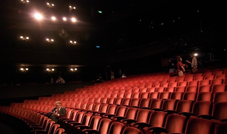 ���_����